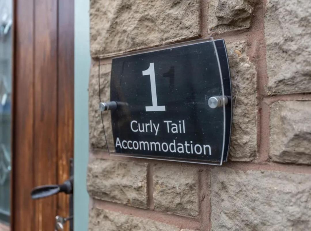 Curly Tail Accommodation بيشوب كاسل المظهر الخارجي الصورة